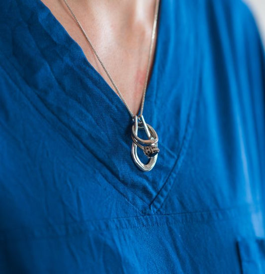 We Spoke to Surgeons and Theatre Teams About Their Rings