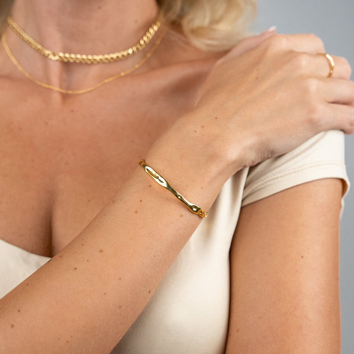 EMBODY Ripple Bracelet | Gold - Pixie Wing -